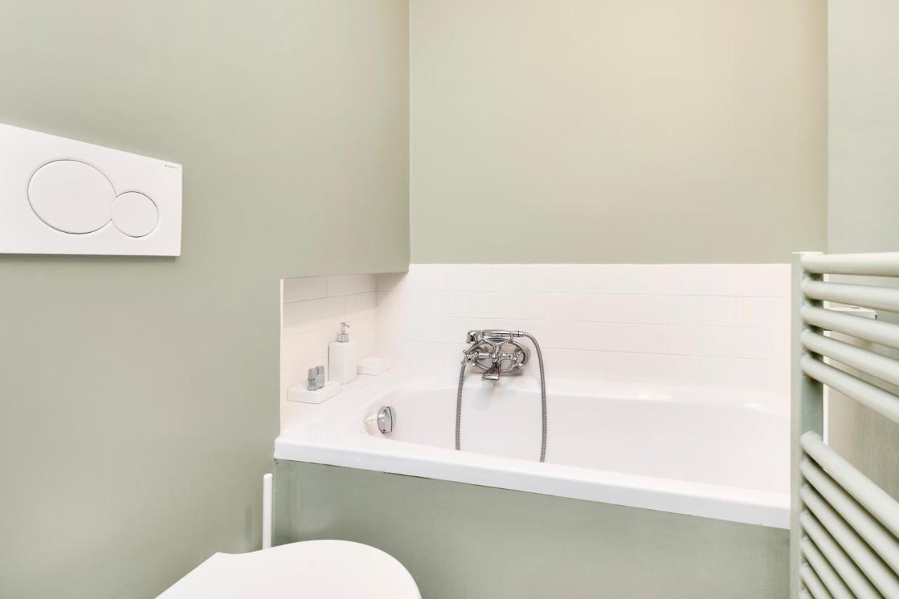 Campo De' Fiori Apartment Рим Экстерьер фото